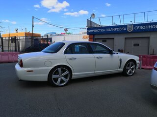 2008 Jaguar XJ III (X350/X358), белый, 1850000 рублей, вид 2