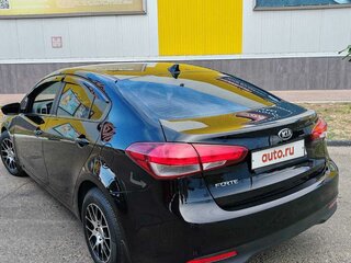 2016 Kia Forte II Рестайлинг, чёрный, 1790000 рублей, вид 4