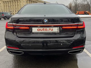 2020 BMW 7 серии Long 730Ld xDrive VI (G11/G12) Рестайлинг, чёрный, 6950000 рублей, вид 5