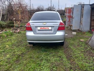 2010 Chevrolet Aveo I Рестайлинг, серебристый, 200000 рублей, вид 2