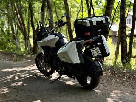 2013 Aprilia ETV 1200 Caponord, белый, 690000 рублей, вид 4