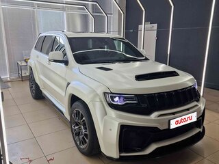 2013 Jeep Grand Cherokee SRT IV (WK2) Рестайлинг, белый, 4500000 рублей, вид 3