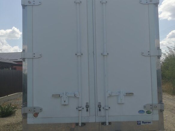 2017 Isuzu Elf (N-series), белый, 3000000 рублей - вид 15