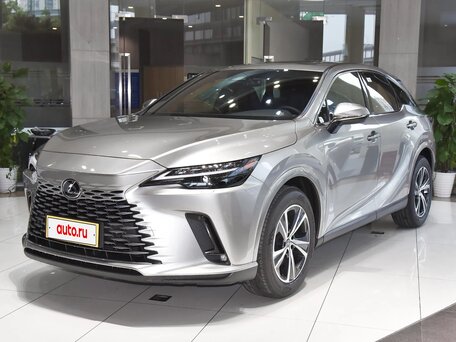 Lexus RX V