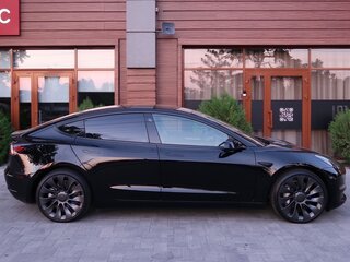 2021 Tesla Model 3 Standart Plus I, чёрный, 4000000 рублей, вид 2