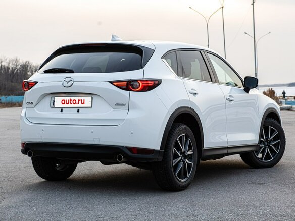 2017 Mazda CX-5 II, белый, 2690000 рублей - вид 3
