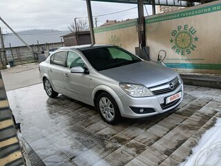 2010 Opel Astra H Рестайлинг, серебристый, 500000 рублей, вид 3