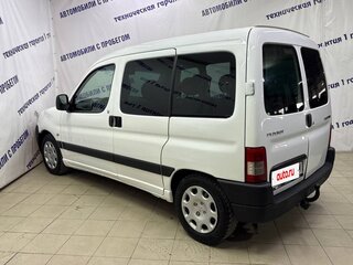 2008 Peugeot Partner I Рестайлинг, белый, 355000 рублей, вид 4