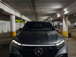 2022 Mercedes-Benz EQS SUV 580, серебристый, 11400000 рублей, вид 2