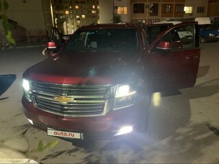 2016 Chevrolet Tahoe IV, красный, 3500000 рублей, вид 2
