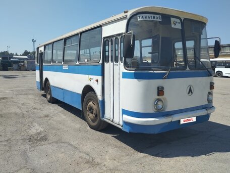 1997 ЛАЗ 695, белый, 650000 рублей, вид 5