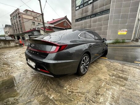 2022 Hyundai Sonata VIII (DN8), чёрный, 2250000 рублей, вид 3