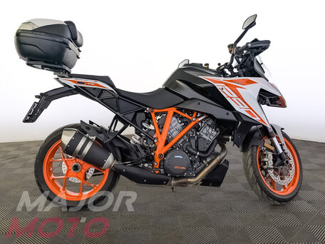 2019 KTM 1290 Super Duke GT, белый, 1105000 рублей, вид 1