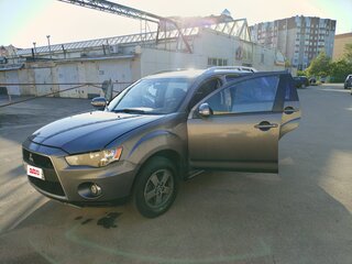 2009 Mitsubishi Outlander II Рестайлинг, серый, 880000 рублей, вид 1