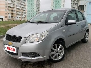 2010 Chevrolet Aveo I Рестайлинг, серебристый, 470000 рублей, вид 1
