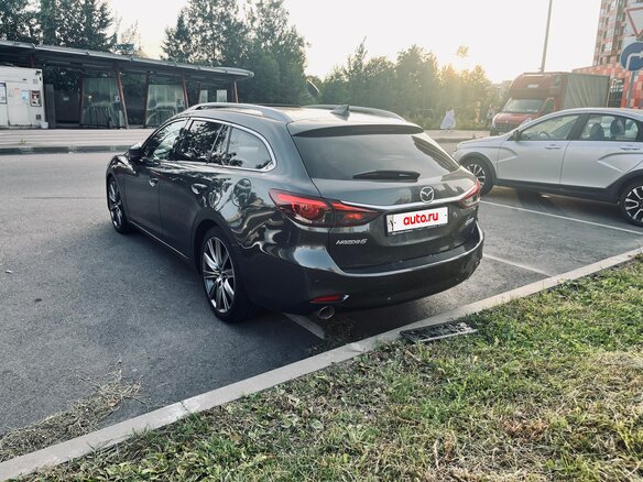 2018 Mazda 6 III (GJ) Рестайлинг 2, серый, 1850000 рублей - вид 3