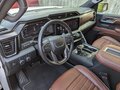 2022 GMC Sierra Crew Cab IV Рестайлинг, белый, 7900000 рублей - вид 11