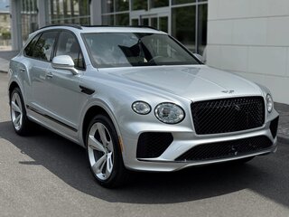 2026 Bentley Bentayga I Рестайлинг, серебристый, 38837018 рублей, вид 1