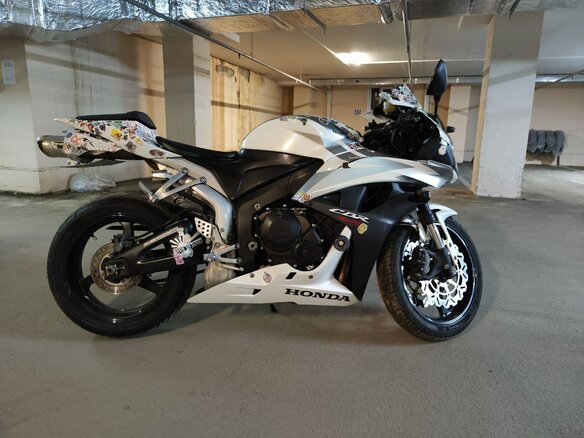 2008 Honda CBR 600RR, белый, 590000 рублей