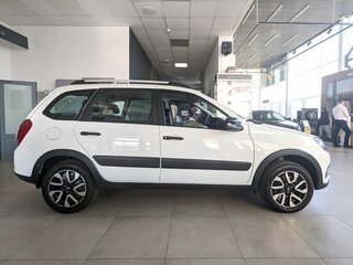 2026 Lada (ВАЗ) Granta Cross I Рестайлинг, белый, 1247900 рублей, вид 5