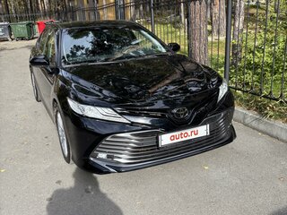 2020 Toyota Camry VIII (XV70), чёрный, 3500000 рублей, вид 1