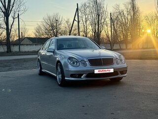 2004 Mercedes-Benz E-Класс 320 III (W211, S211), серебристый, 1400000 рублей, вид 4