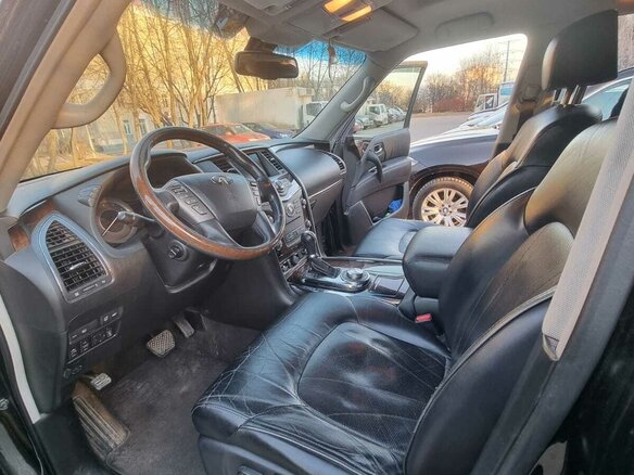 2011 Infiniti QX56 II, чёрный, 1950000 рублей - вид 8