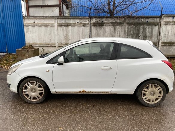 2010 Opel Corsa D Рестайлинг I, белый, 400000 рублей - вид 1