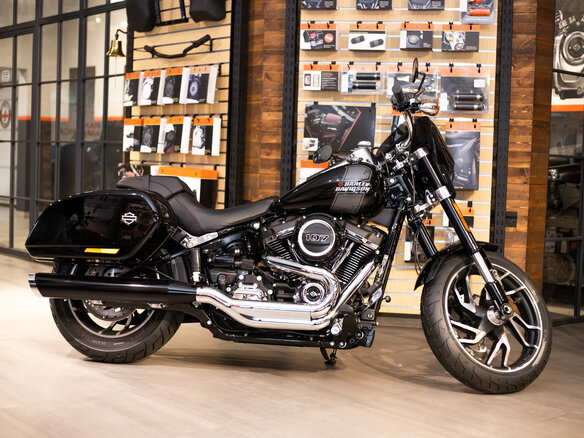 2021 Harley-Davidson Sport Glide, чёрный, 2850000 рублей - вид 13