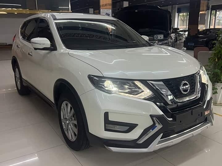 Открыть фотографии: Nissan X-Trail III Рестайлинг
