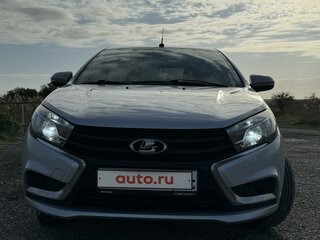 2017 Lada (ВАЗ) Vesta I, серебристый, 1080000 рублей, вид 2