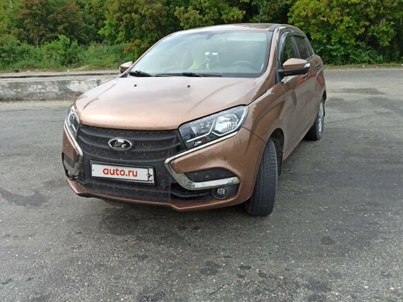 2018 Lada (ВАЗ) XRAY I, коричневый, 900000 рублей - вид 1