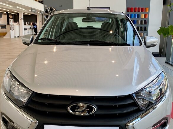 2024 Lada (ВАЗ) Granta I Рестайлинг, серебристый - вид 4