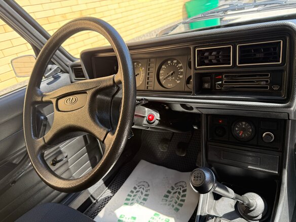 2010 Lada (ВАЗ) 2107, белый, 990000 рублей - вид 11