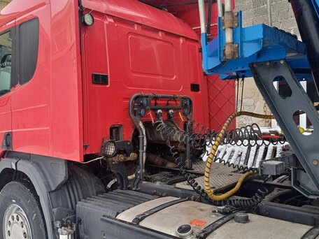 2014 Scania P-series, красный, 5500000 рублей, вид 5