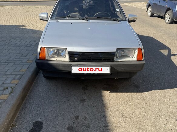 2002 Lada (ВАЗ) 21099, серебристый, 200000 рублей