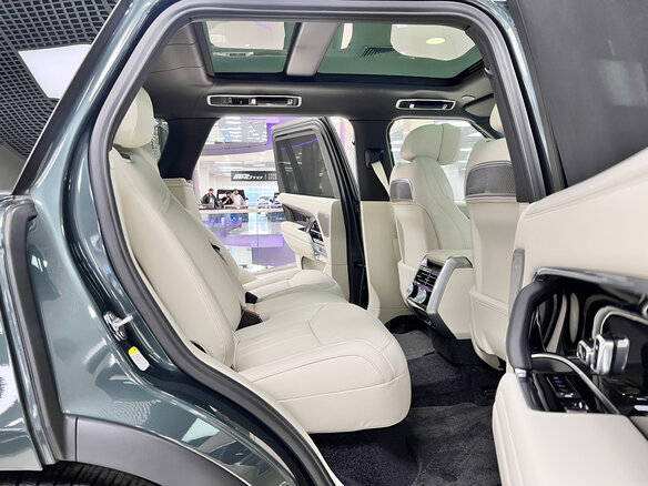 2026 Land Rover Range Rover D350 MHEV V, зелёный - вид 32