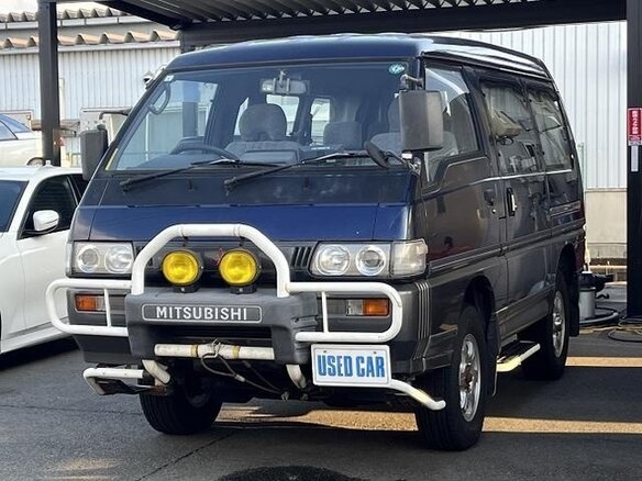 1997 Mitsubishi Delica III, синий
