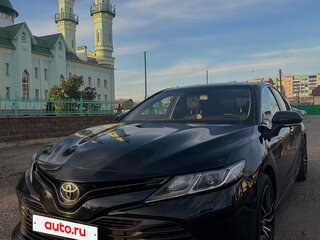 2020 Toyota Camry VIII (XV70), чёрный, 2300000 рублей, вид 1