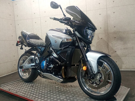 2011 Suzuki B-King, серебристый, 925000 рублей, вид 2