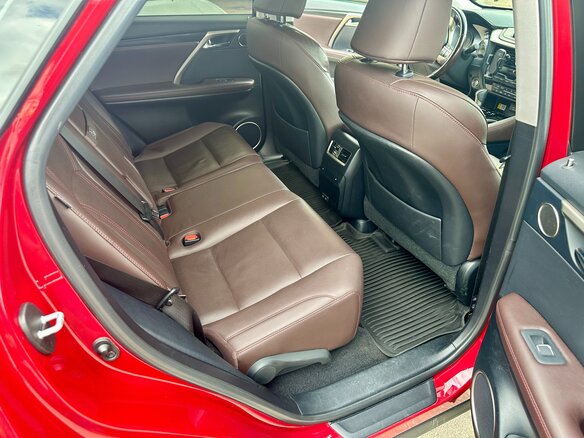 2020 Lexus RX 300 IV Рестайлинг, красный, 4500000 рублей - вид 8