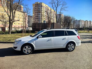2013 Opel Astra H Рестайлинг, белый, 750000 рублей, вид 4