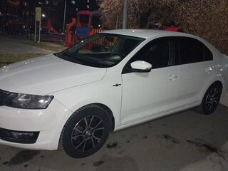 2019 Skoda Rapid I Рестайлинг, белый, 925000 рублей, вид 1