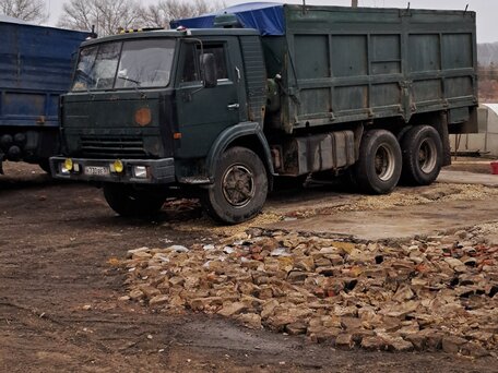 1986 КамАЗ 5320, зелёный, 600000 рублей, вид 1