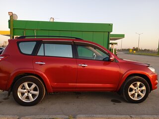 2009 Toyota RAV4 III (XA30), красный, 1700000 рублей, вид 2