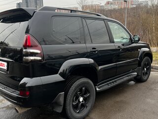 2008 Toyota Land Cruiser Prado 5-speed 120 Series Рестайлинг, чёрный, 3000000 рублей, вид 4