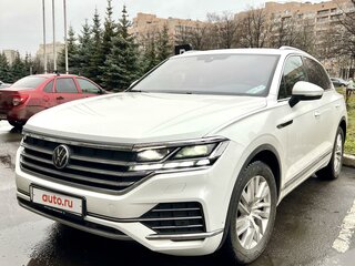2021 Volkswagen Touareg III, белый, 8600000 рублей, вид 1