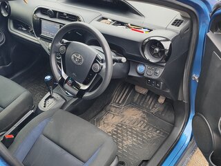 2017 Toyota Aqua I Рестайлинг 2, синий, 1200000 рублей, вид 4