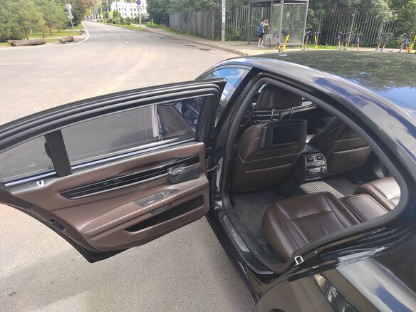 2009 BMW 7 серии 730d V (F01/F02/F04), чёрный - вид 14
