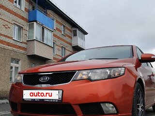 2009 Kia Cerato 5-speed II, оранжевый, 620000 рублей, вид 4